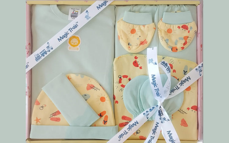 Magic Train New Born Baby Gift Set ( 7 Pcs )